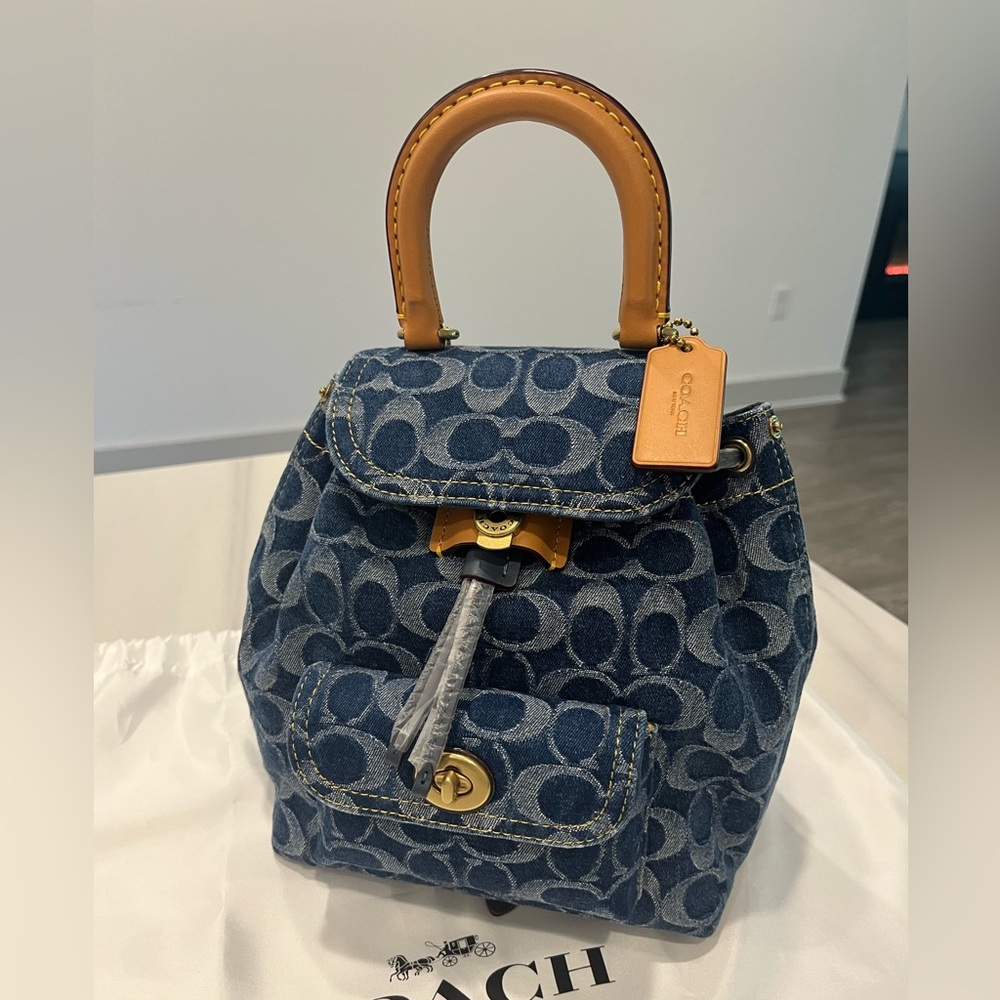 Coach Riya Backpack 21 in Signature Denim - Picture 3 of 11